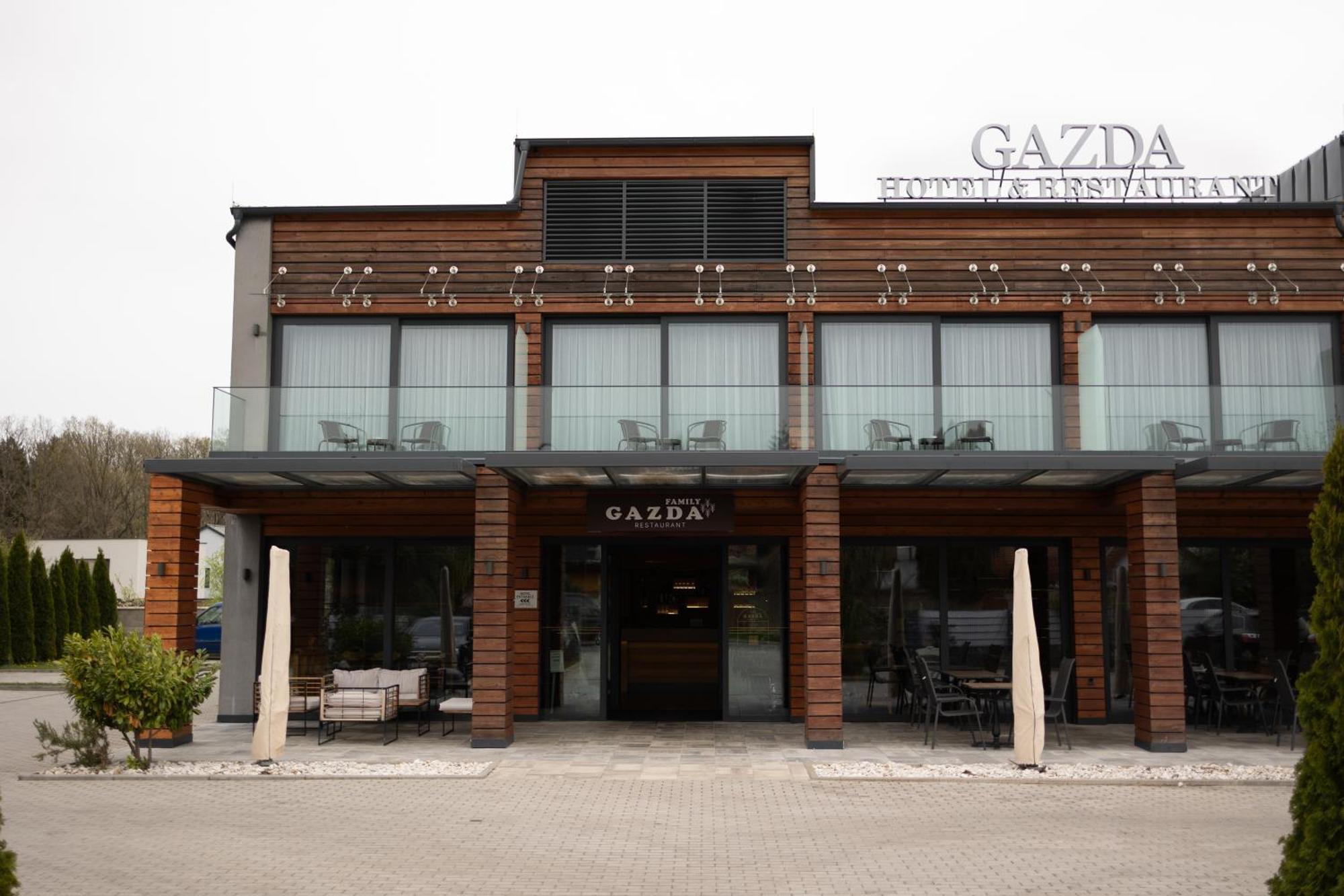 Gazda Hotel&Restaurant - Self Chek-In Jesenice  Eksteriør billede